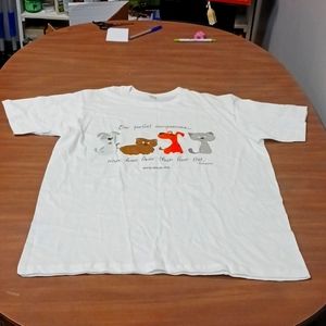 Women's Size L T Shirt animal lovers design